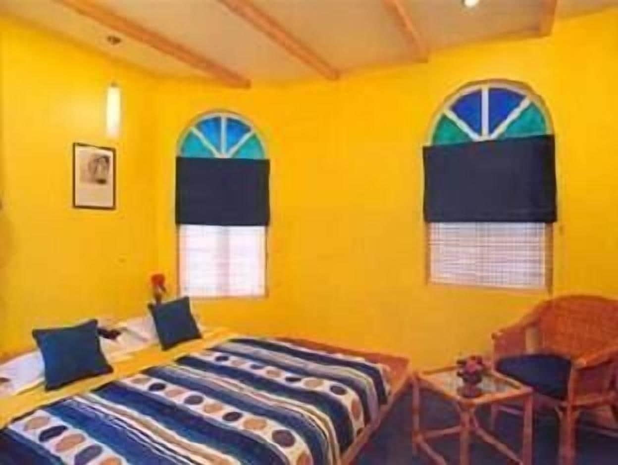 Varca Palms Beach Resort Exterior photo