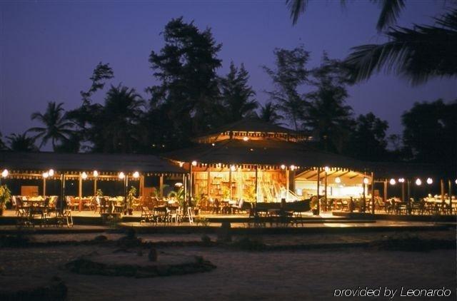 Varca Palms Beach Resort Exterior photo