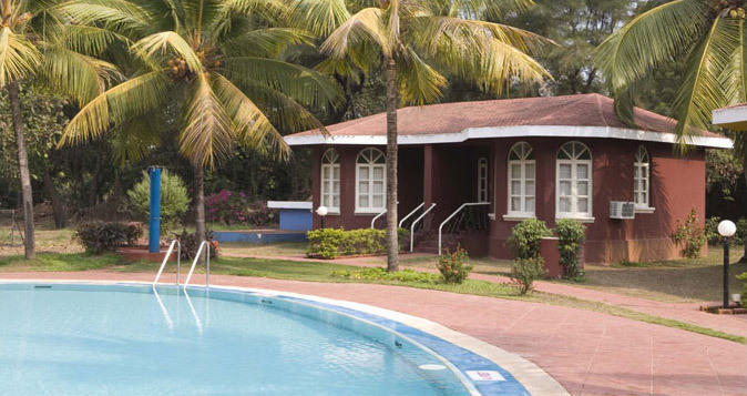 Varca Palms Beach Resort Exterior photo