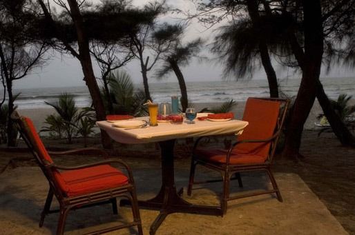 Varca Palms Beach Resort Exterior photo