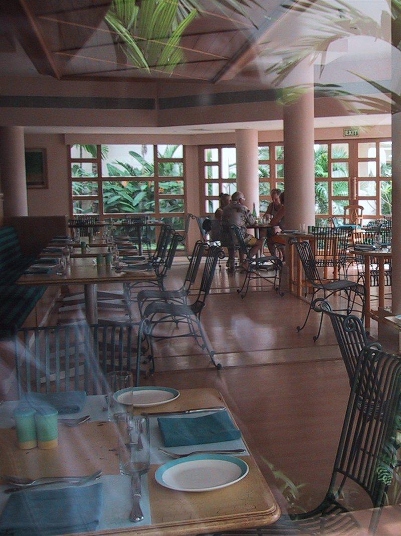 Varca Palms Beach Resort Exterior photo
